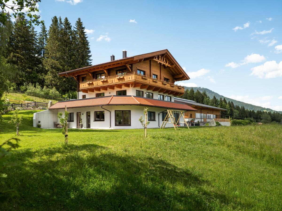 Appartements Bichl ,Haus Ausblick Wenns Buitenkant foto